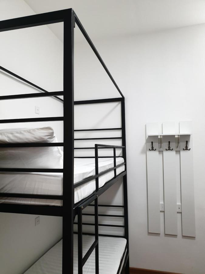Station Hostel Atyraū Eksteriør bilde