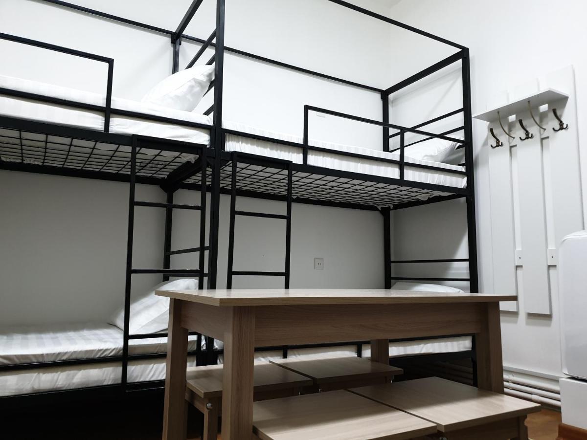 Station Hostel Atyraū Eksteriør bilde