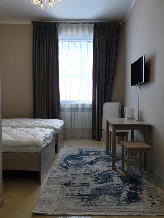 Station Hostel Atyraū Eksteriør bilde